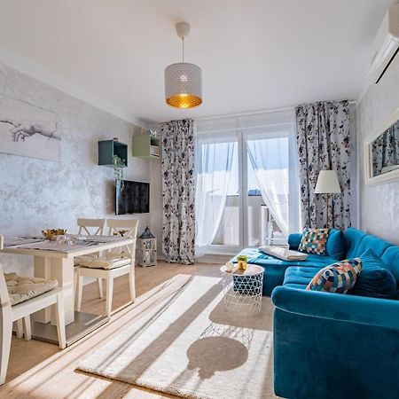 Flexible Selfcheckins 30 - Zagreb - Garage - Electric Vehicle Ccharger - Big Loggia - New - Apartments Repinc 30 Exteriér fotografie