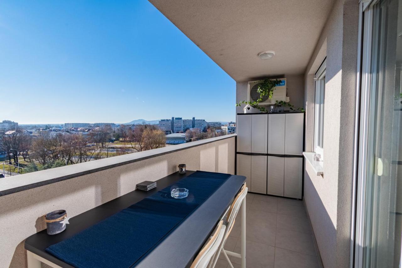 Flexible Selfcheckins 30 - Zagreb - Garage - Electric Vehicle Ccharger - Big Loggia - New - Apartments Repinc 30 Exteriér fotografie